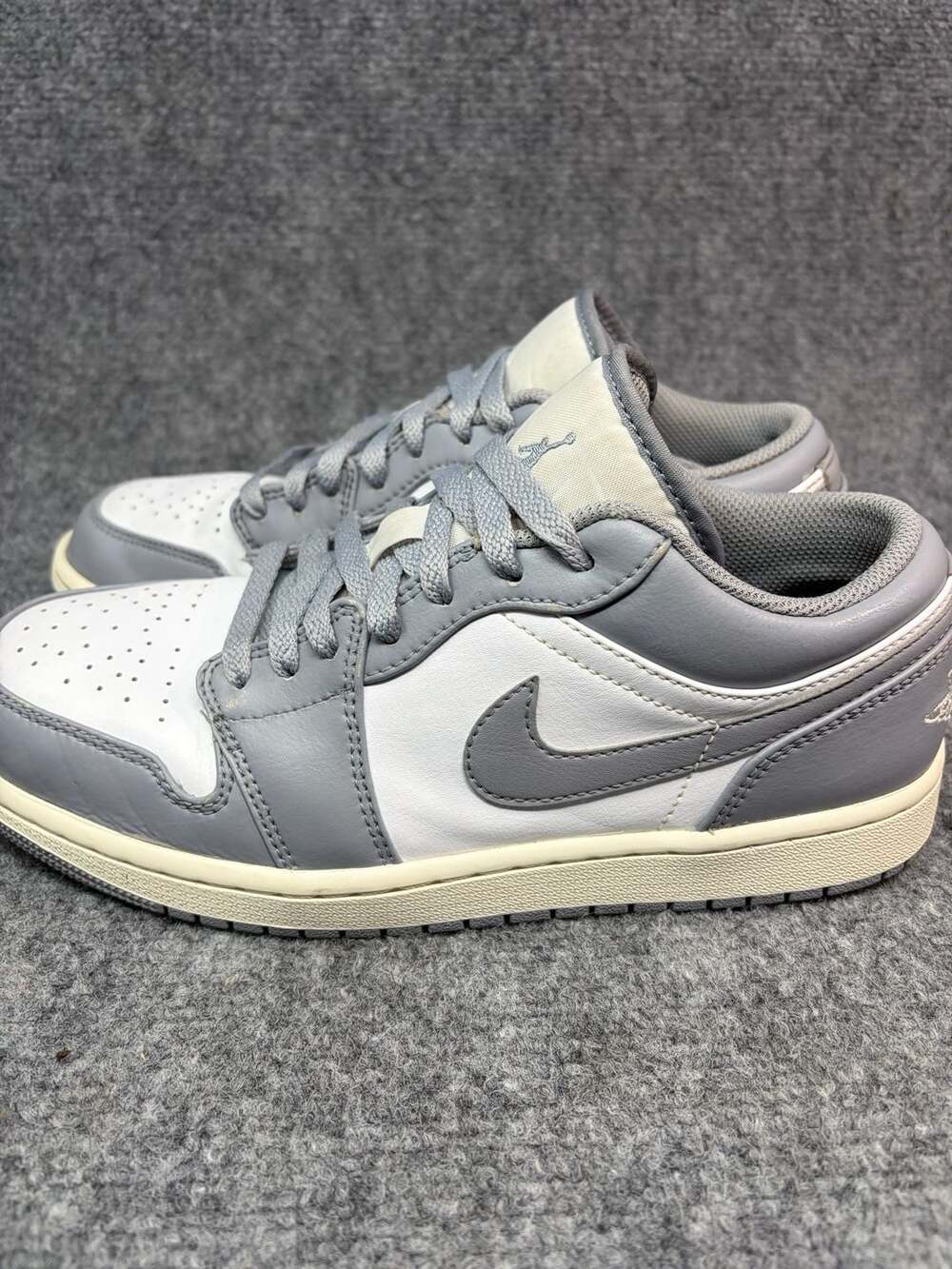 Nike Air Jordan 1 Low Vintage Stealth Grey 553558-053 Men's Size 8.5 GUC - Picture 7 of 9